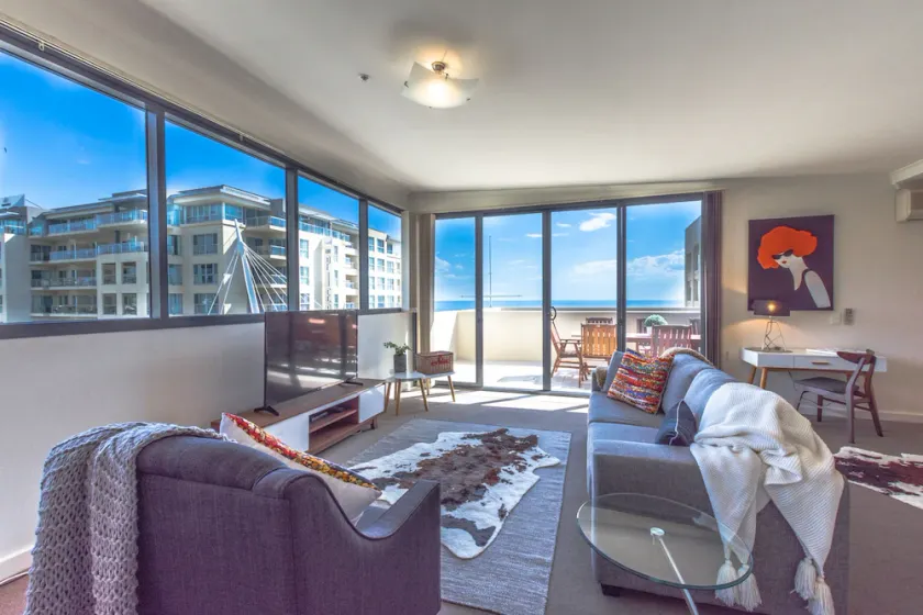 Seaview Penthouse - Image 1