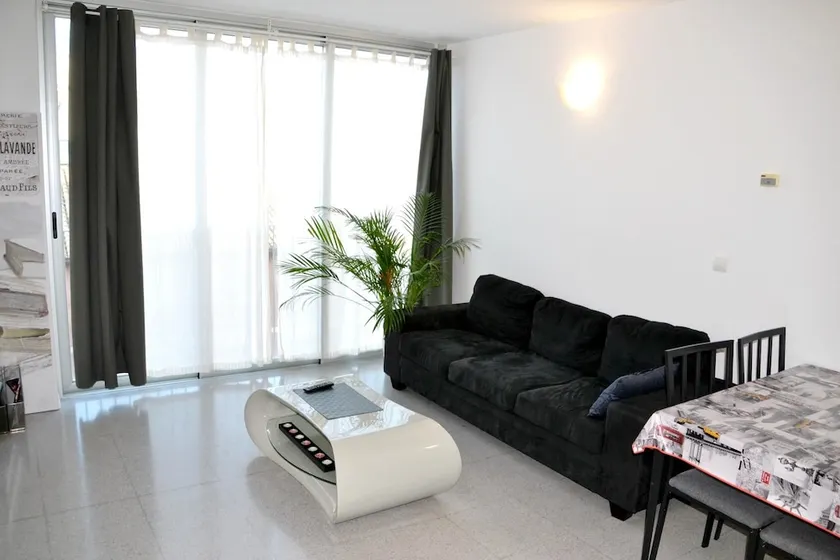 Apartment With one Bedroom in València, With Wonderful City View and W - Image 1