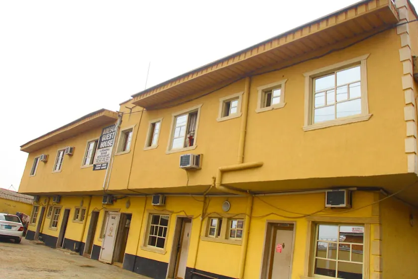 Adesuwa Royal Guest House Ipaja - Image 1