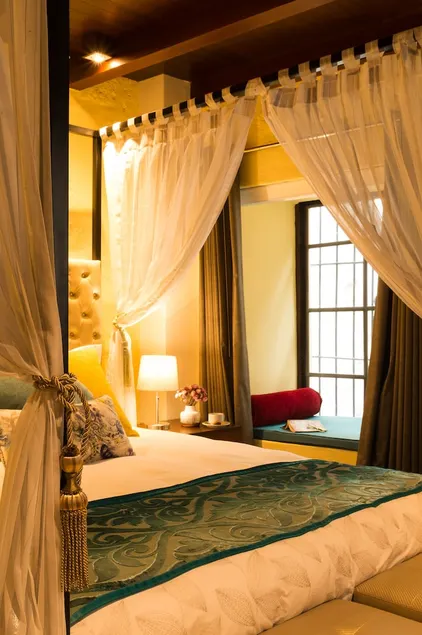 Costana 702 Hotel Boutique - Image 1