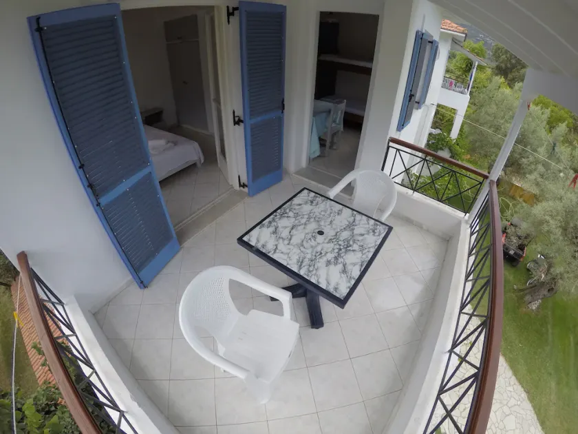 Armonia Apartments - Image 1