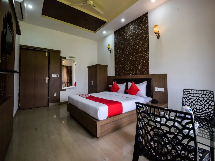 Jmd Palace By OYO Rooms - Image 1