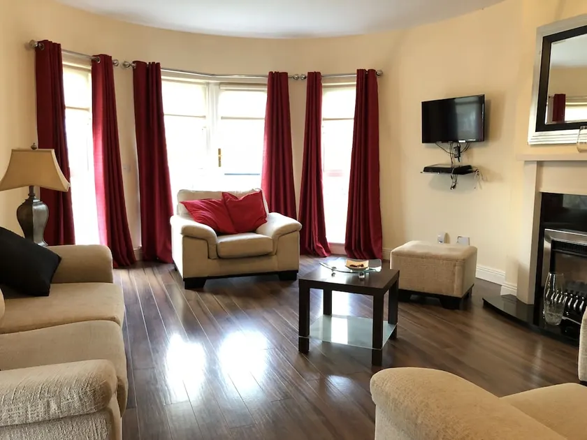 Swords Airport Self Catering - Image 1