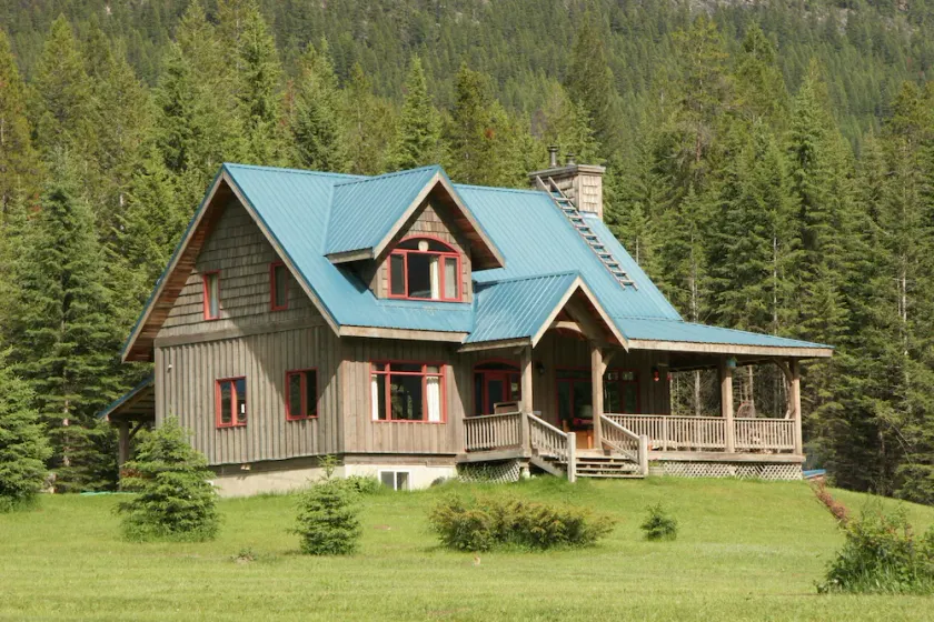 Nipika Mountain Resort - Image 1