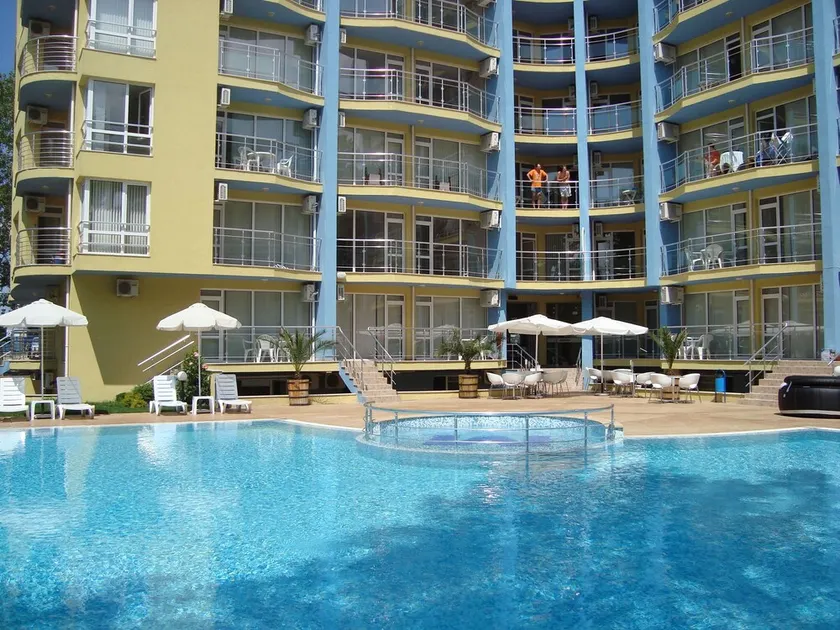 Marack Apartments - Image 1