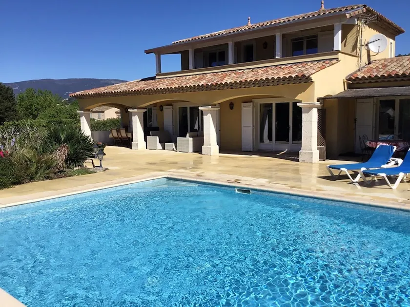 Villa de 2 chambres avec piscine privee sauna et jardin clos a Tourrettes - Image 1