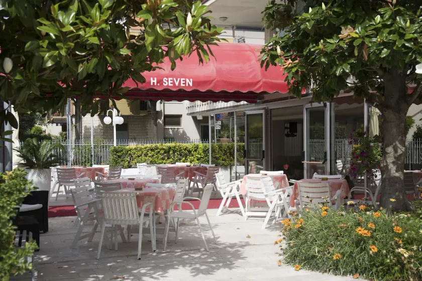 Hotel Seven - Image 1
