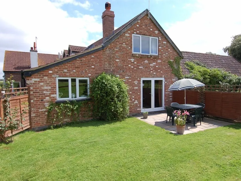 Orchard Cottage - Image 1