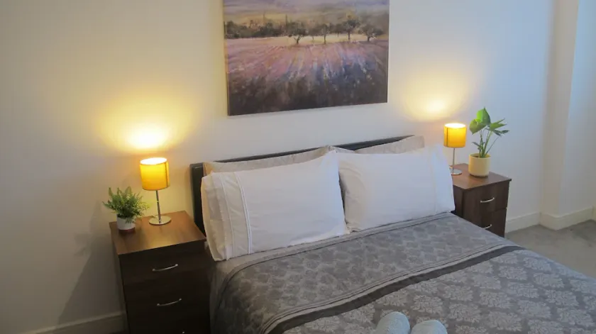 Lovely-cozy Apartment in Brierley Hill - Image 1