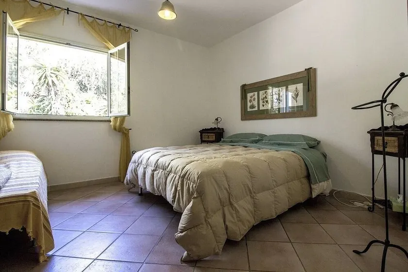 Bouganville Cottage - Image 1