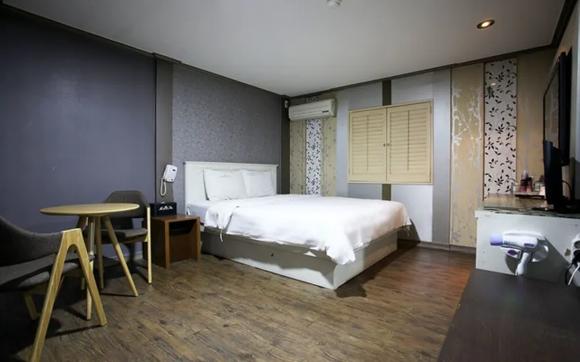 Hasen Hotel - Image 1