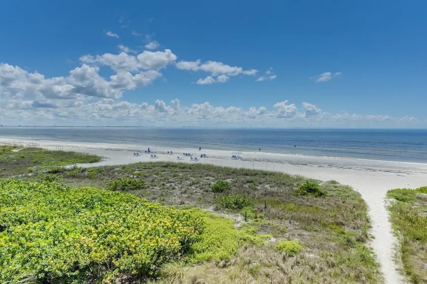 Sanibel Siesta On The Beach Unit 607 2 Bedroom Condo - Image 1