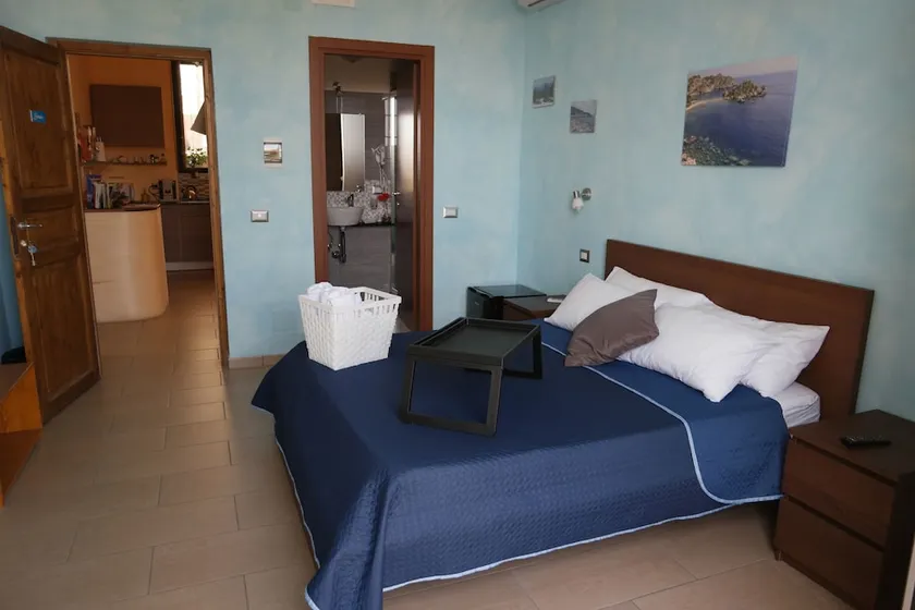 B&B Jonio ad Acireale - Image 1