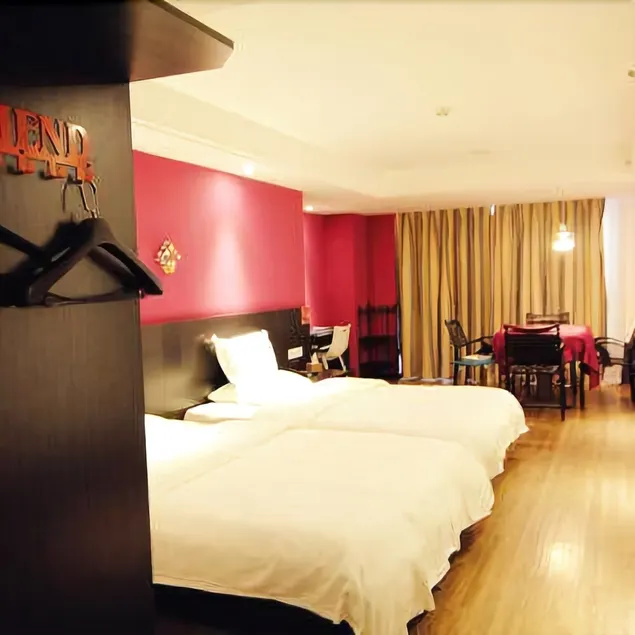 Jasmine Hotel - Image 1