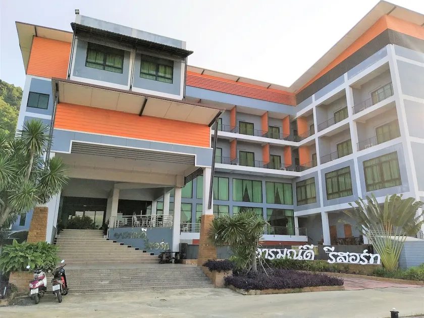 Aromdee Resort & Spa - Image 1