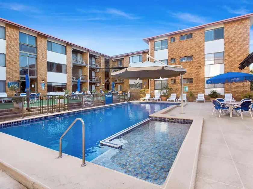 Sandcastles Holiday Apartments - Image 1