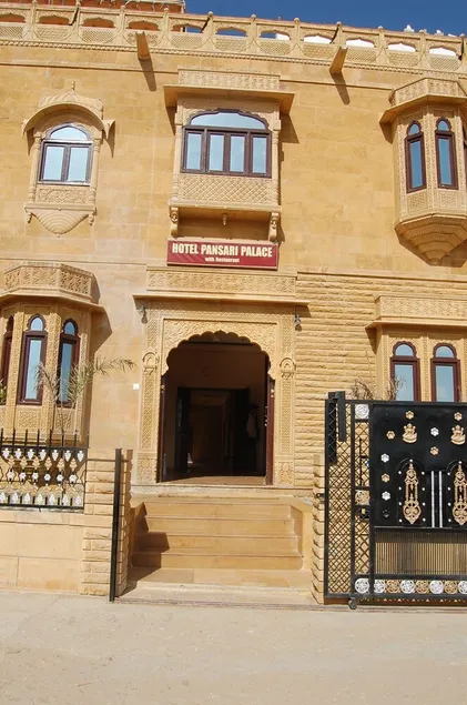 Hotel Pansari Palace - Image 1