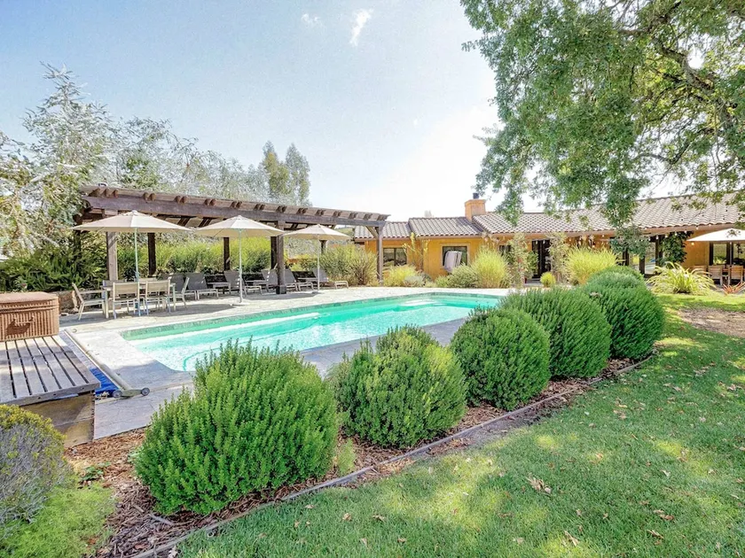 Gracious Living, Pool, and Privacy in Wine Country, Sonoma by RedAwning - Image 1