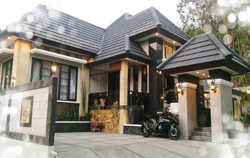 Villa Amaryllis Kaliurang - Image 1