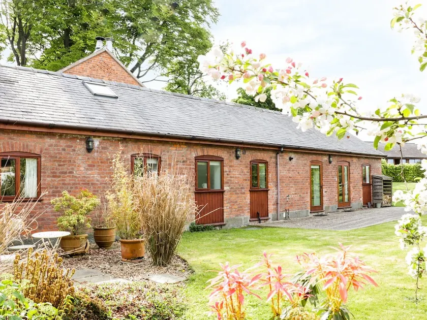 Kerry Ridge Barn - Image 1