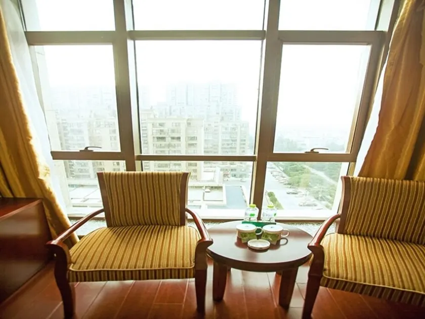 GreenTree Inn Jianyan Renmin Middle Road Estern Sleepless City Pedestrian Express Hotel - Image 1