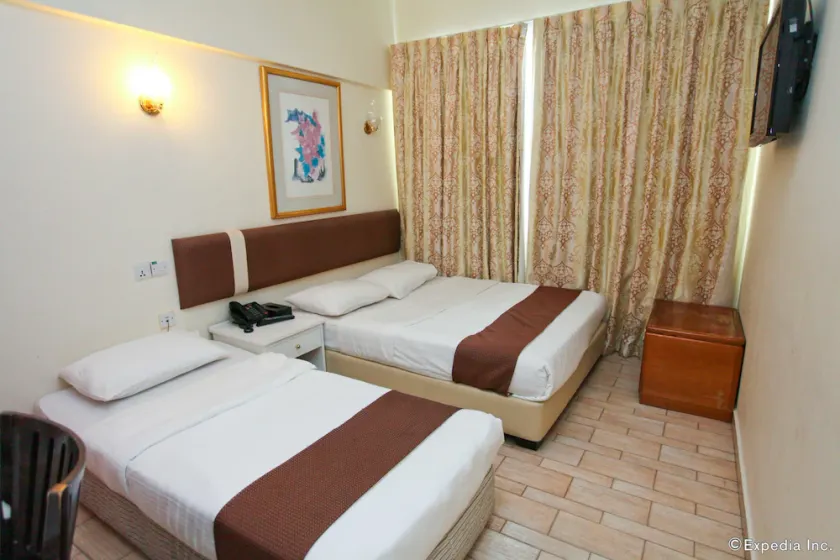 Yaju Hotel - Image 1