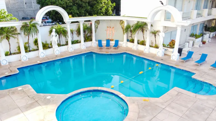 Hotel Romano Palace Acapulco - Image 1