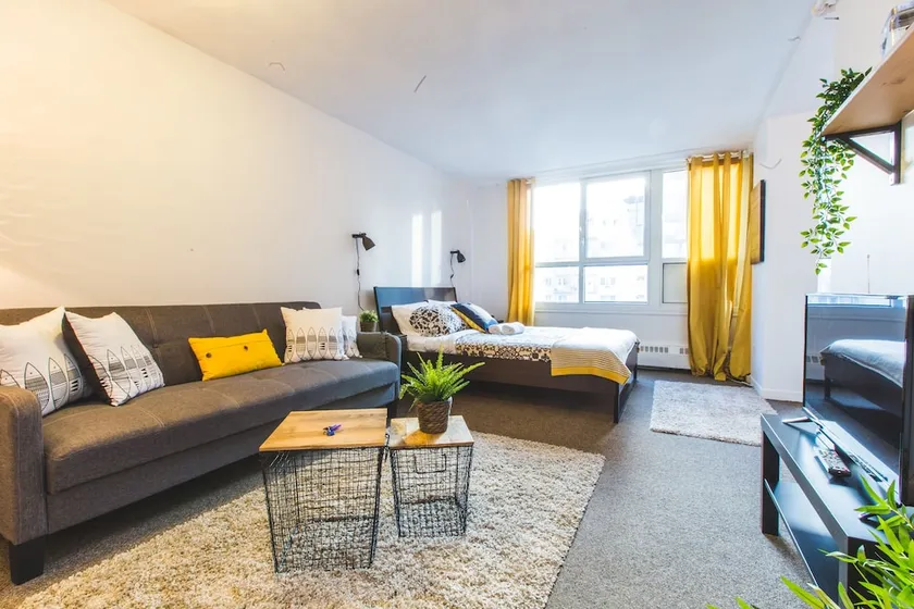 Delightful Dowtown Concordia Residence - Image 1