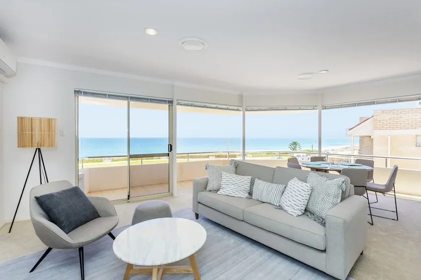 Cottesloe Ocean View House - Image 1