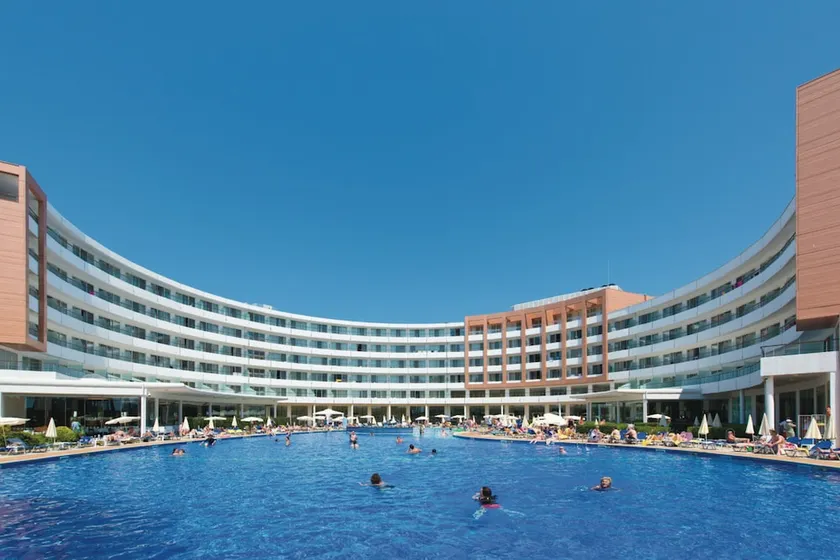 RIU Helios Hotel All Inclusive - Image 1