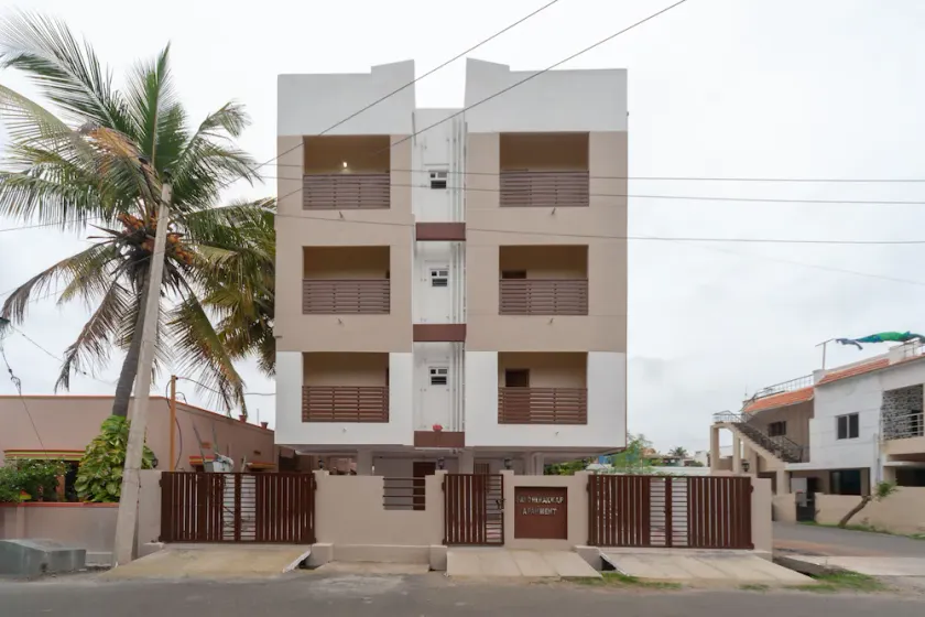 OYO 15702 Thulsi Residency - Image 1