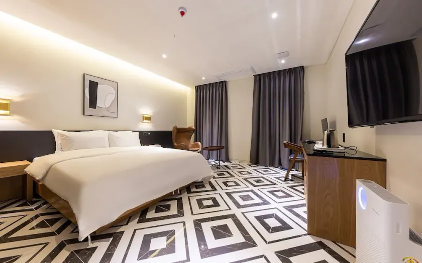 Cheongju J Hotel - Image 1