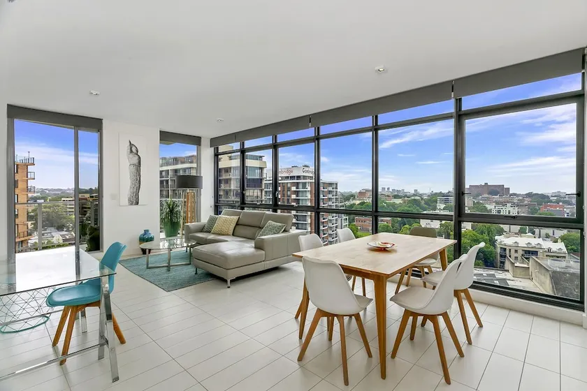 Vibrant Inner City Apartment - SHIL2 - Image 1