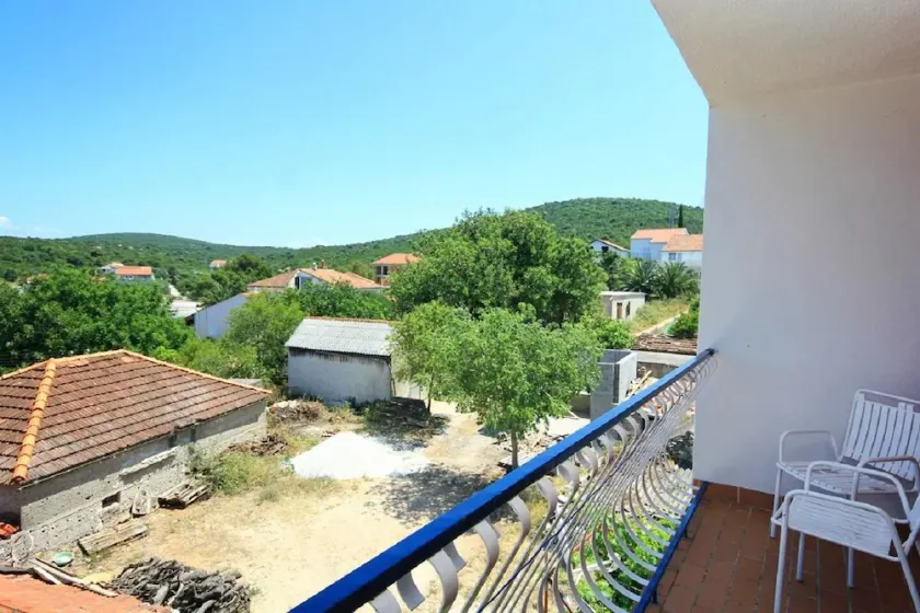 Ljube Quiet Location & Close to the Beach A1 - Image 1