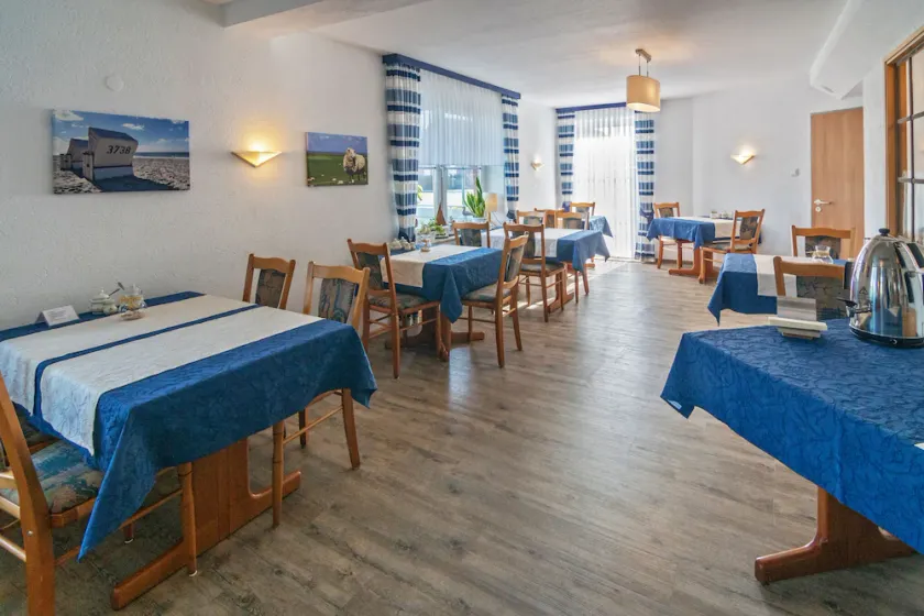 Nordsee Hotel Friesenhus - Image 1