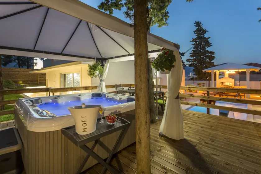 Villa Bila Vila Split - Where Life Meets Luxury & Nature - Image 1