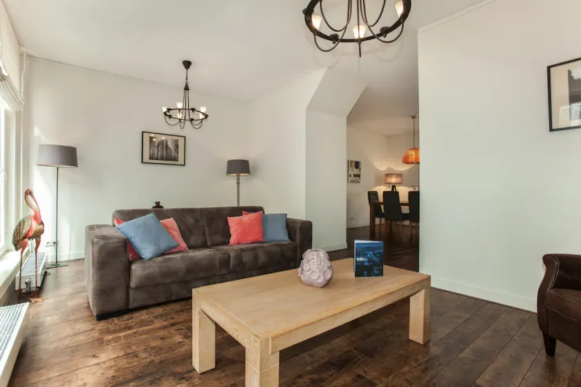 Stayci Serviced Apartments Noordeinde - Image 1