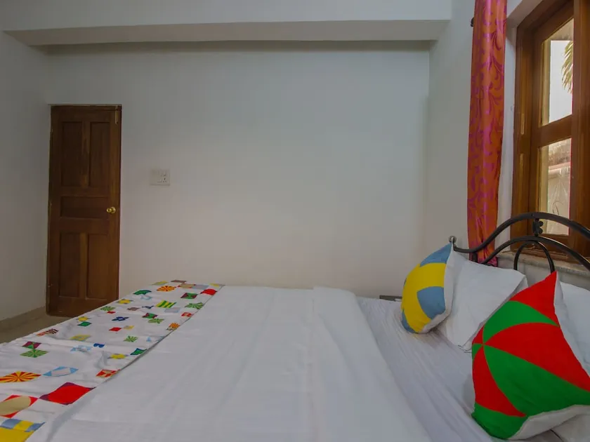 OYO 14239 Home Decent 1BHK Camurlim - Image 1