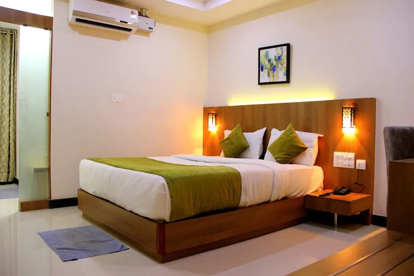 The Lotus Boutique Hotel  by OYO Rooms - Image 1