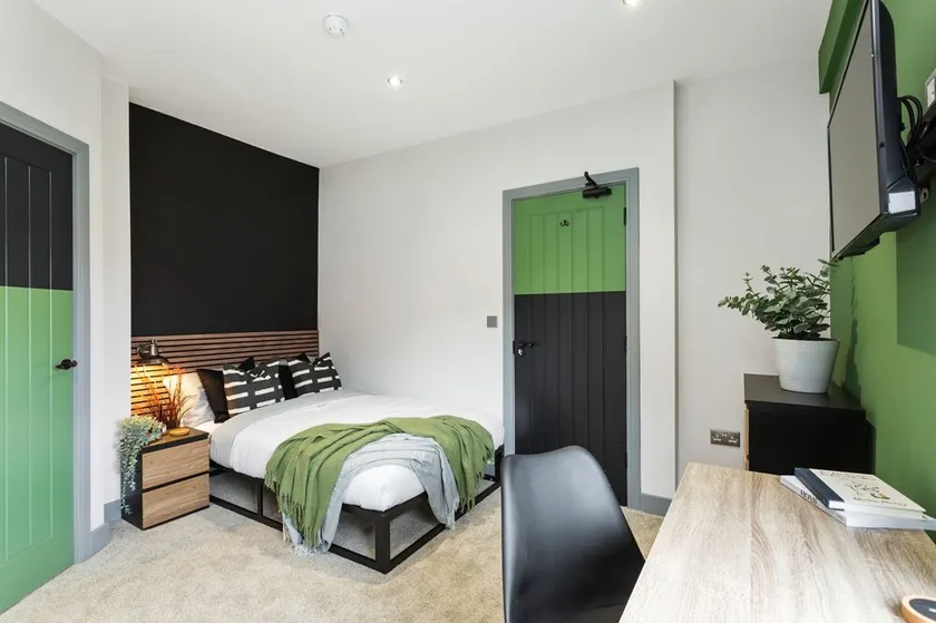 OnPoint Modern Bright 1 Bedroom Studio - Image 1