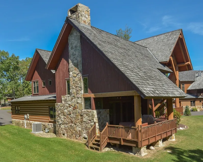 Baraboo Lodge Townhome - Image 1