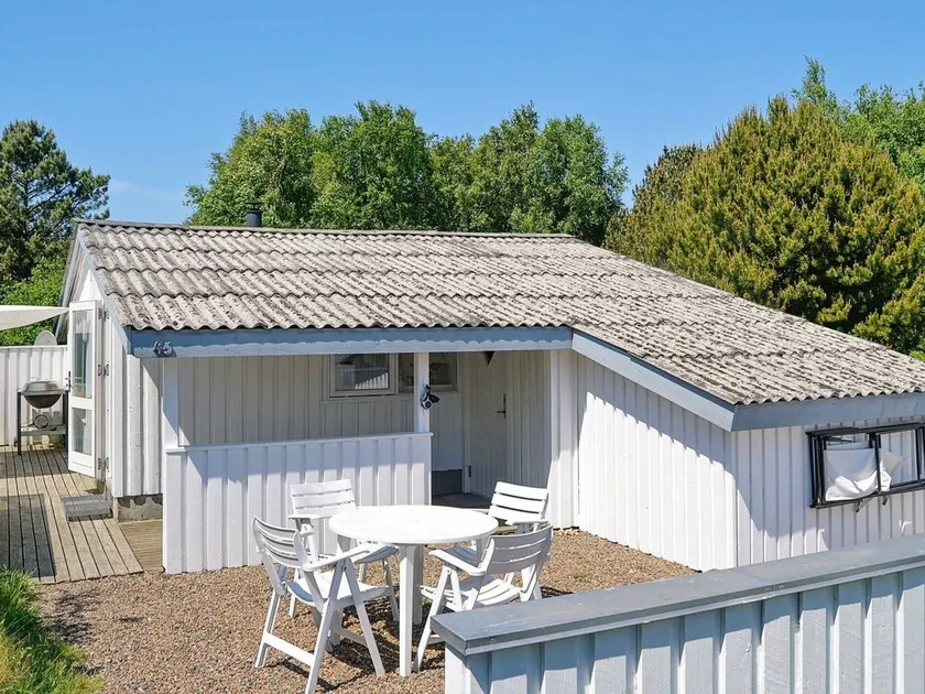 Quaint Holiday Home in Fanø near Beach - Image 1
