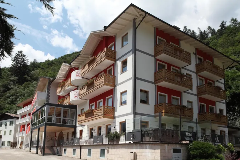 Hotel Vittoria - Image 1