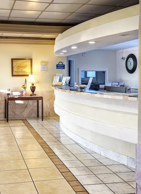 Budget Host Inn - Image 1