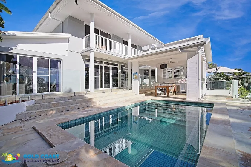 Hamptons Hideaway - Image 1