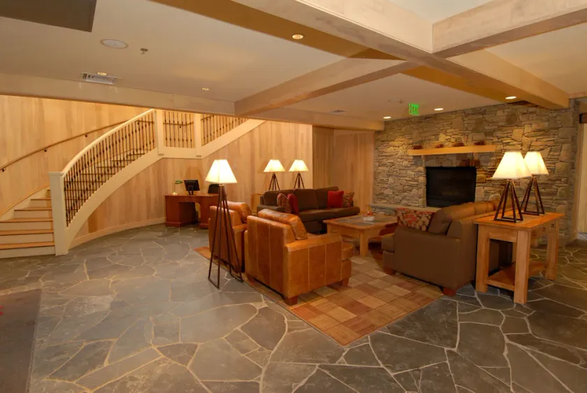 Sugarbush Inn At Sugarbush - Image 1