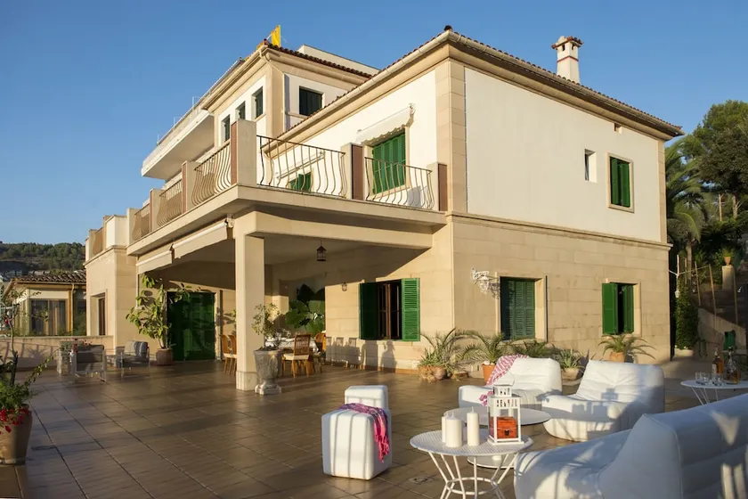 Villa De lujo En La Playa La Caleta - Image 1