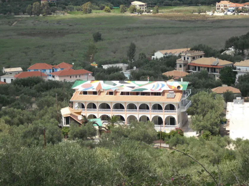 Rentaki Villas - Image 1