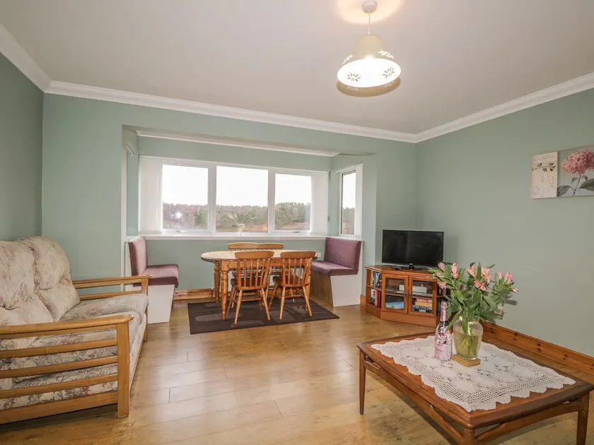 The Rowans Strathpeffer - Image 1