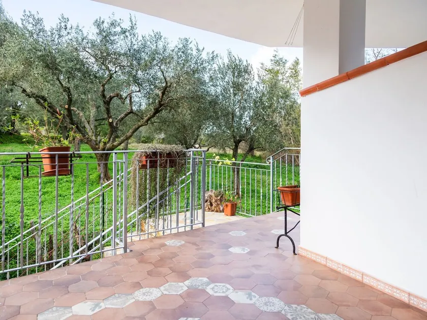 Pleasant Holiday Home In Tropea With Sea Beach Nearby - Image 1